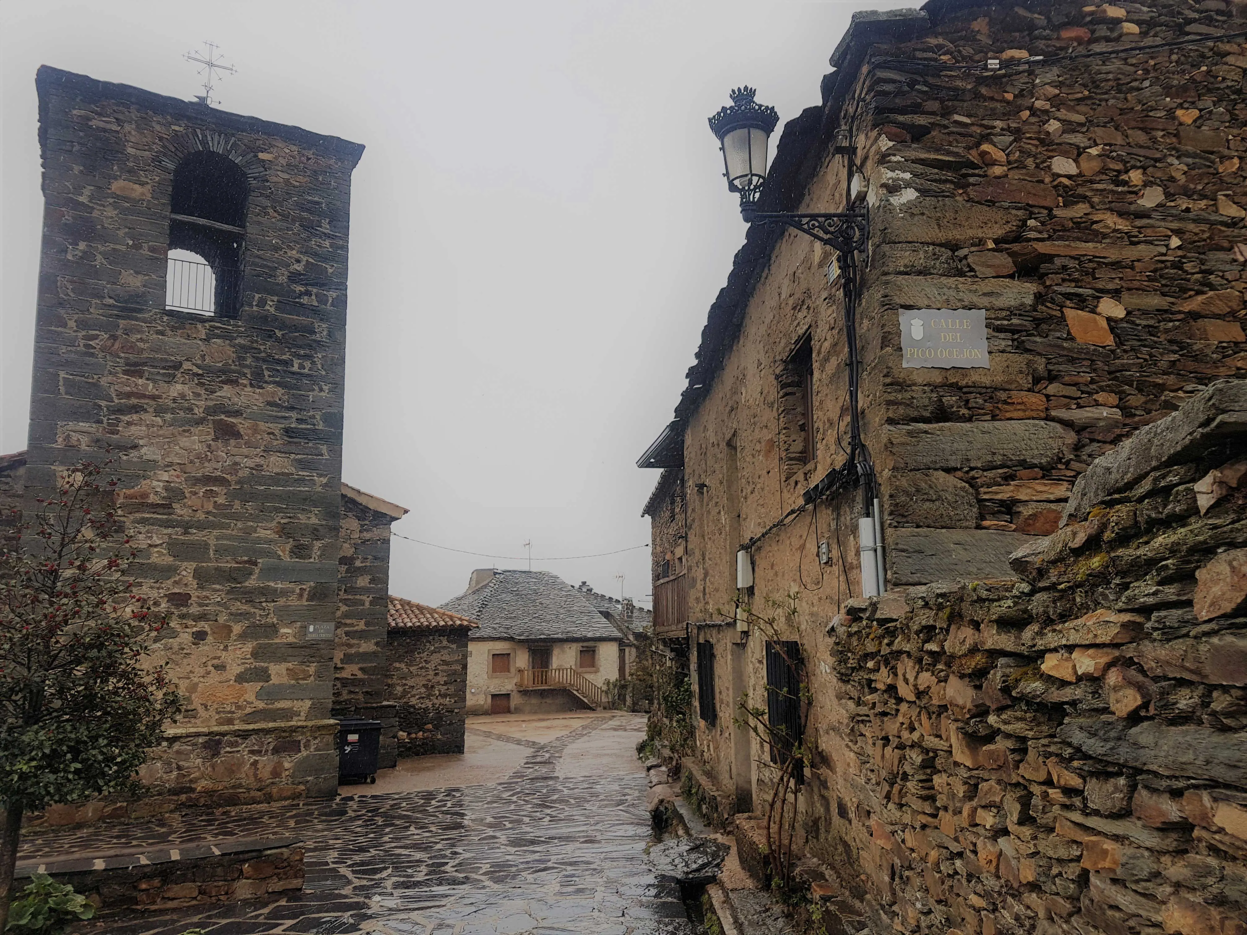 mejor ruta por los pueblos negros de Guadalajara. Resultado busqueda ruta por los pueblos negros