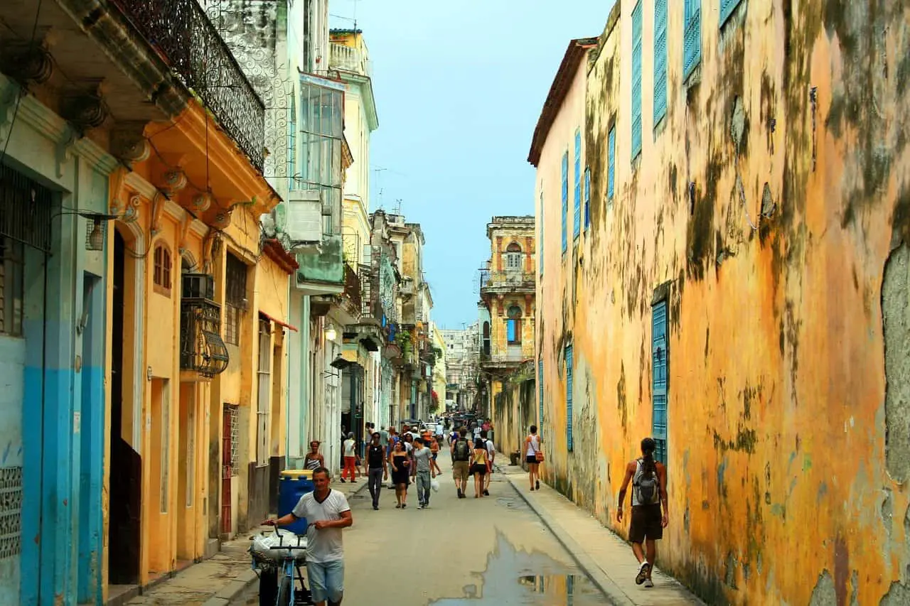 Piérdete y descubre otras calles de La Habana Vieja