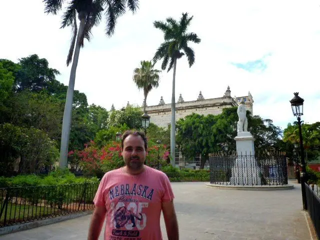 Plaza de Armas La Habana Vieja