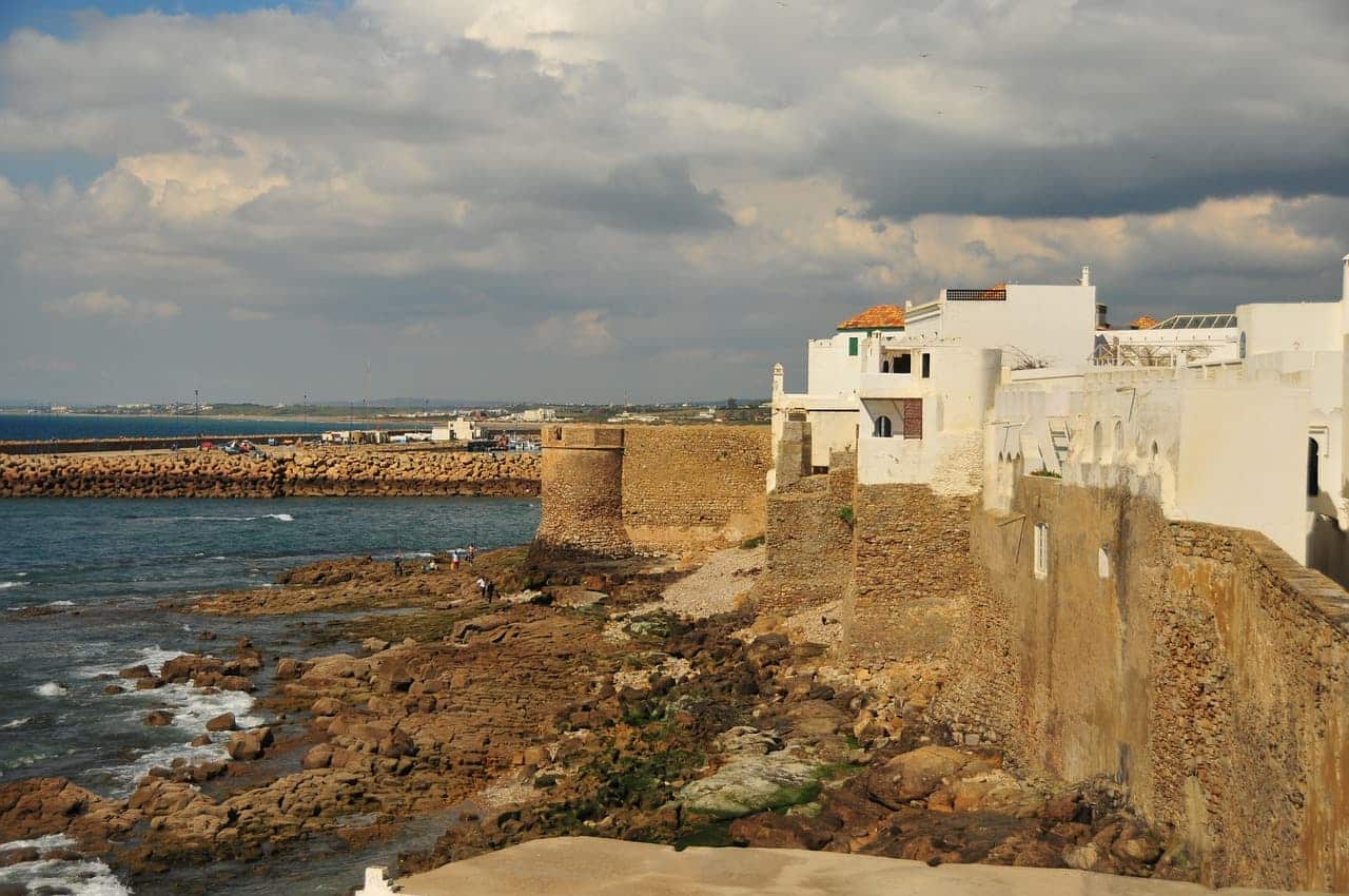 Es posible ir en tren desde Tanger a Asilah